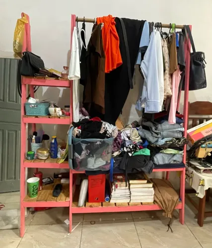 Vendo essa Arara de roupas R$150