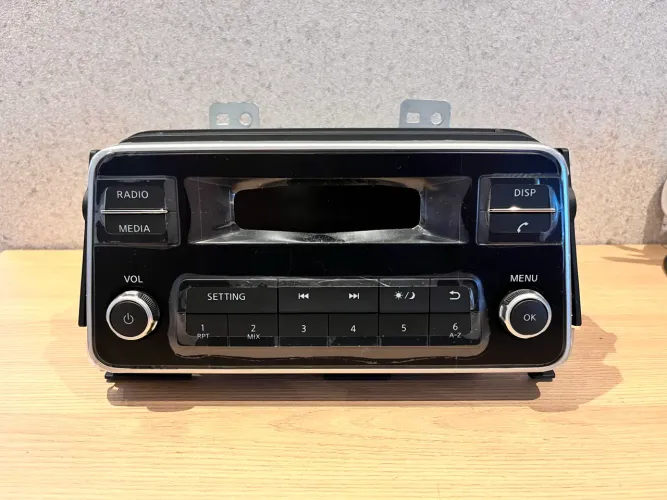 Radio original Nissan Kicks - Sem uso