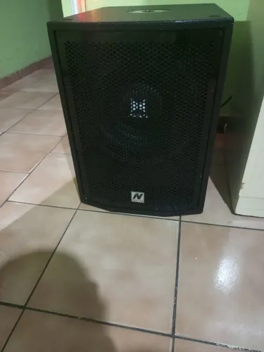Subwoofer ativo
