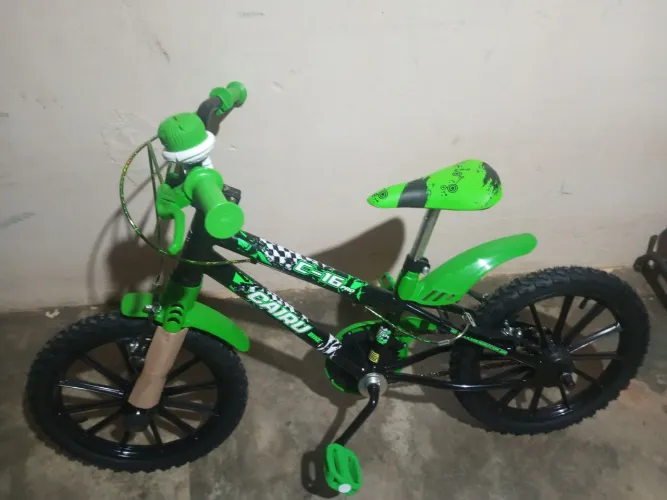 Vendo bike aro 16 nova foi só montada ou troco por aro 20 