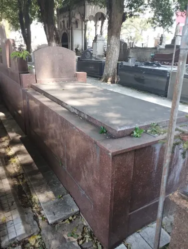 Jazigo Perpétuo no Cemitério São João Batista, RJ