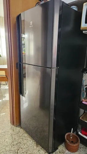 Geladeira ElectroluxFrost Free Inverter 431L AutoSense Duplex Cor Black Inox Look (IF55B)