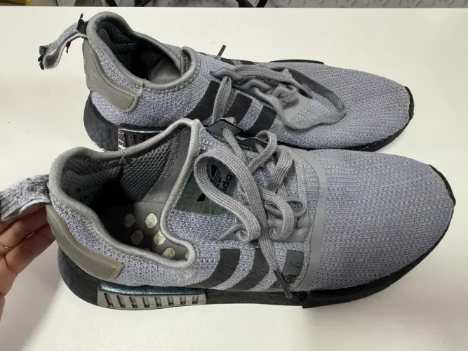 Tênis Adidas Boost 