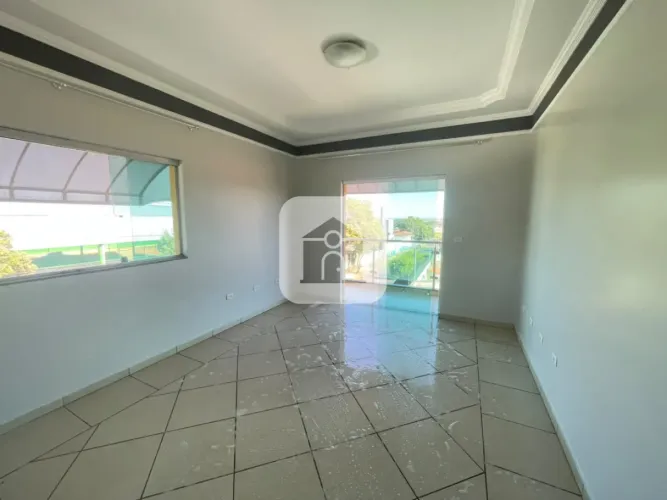 Apartamento sobrado para locação no bairro Marta Helena