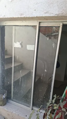 JANELA DE ALUMÍNIO 