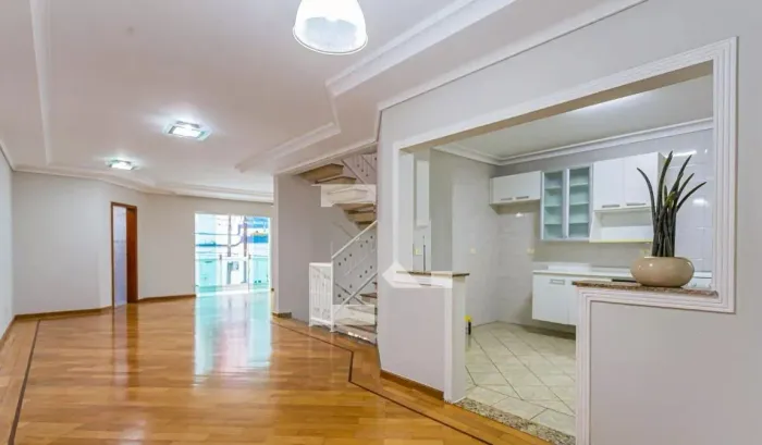 Sobrado com 03 dormitórios à venda, 250 m² na Vila Gilda - Santo André/SP