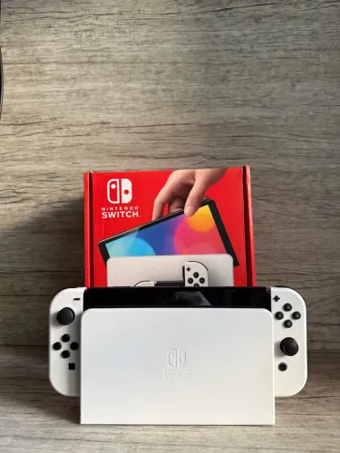 Nintendo Switch OLED COMPLETO