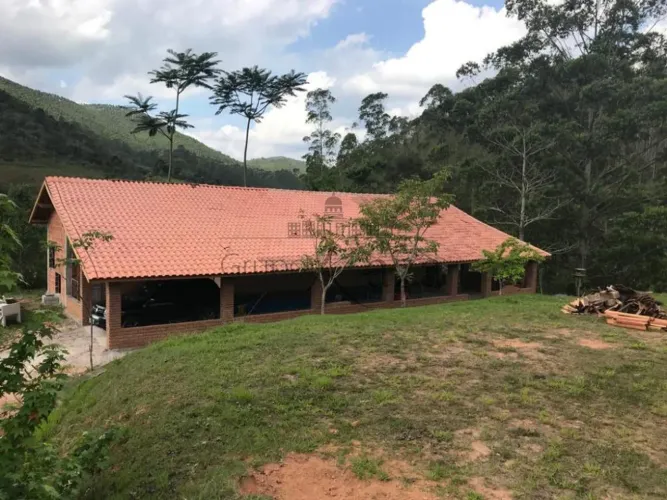 Oportunidade - Sitio - São Francisco Xavier - 7 Alqueires - 4 Dormitórios - Estuda Permuta