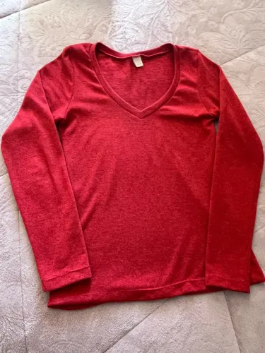 Desapego roupas semi novas ?