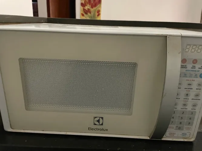 Microondas Electrolux 20 litros