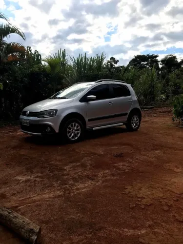 Volkswagen Crossfox I Motion 1.6 MI T. Flex 8V 5P 2013