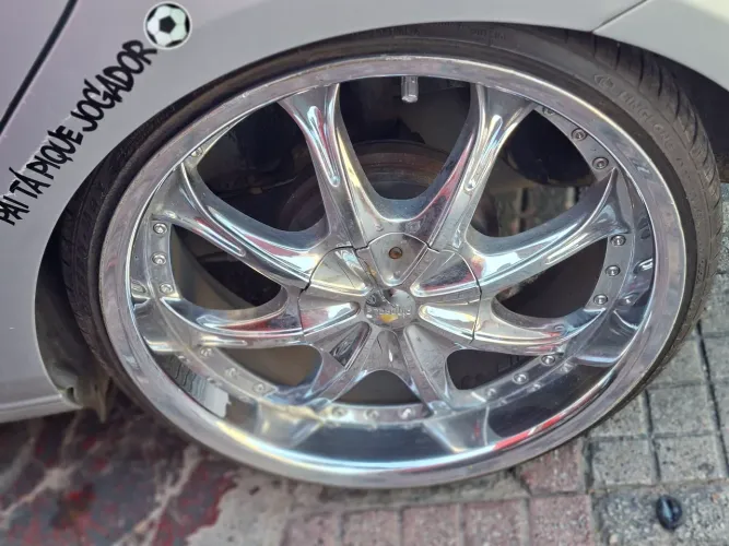 Rodas 18 com pneu bons