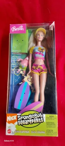 Boneca na caixa