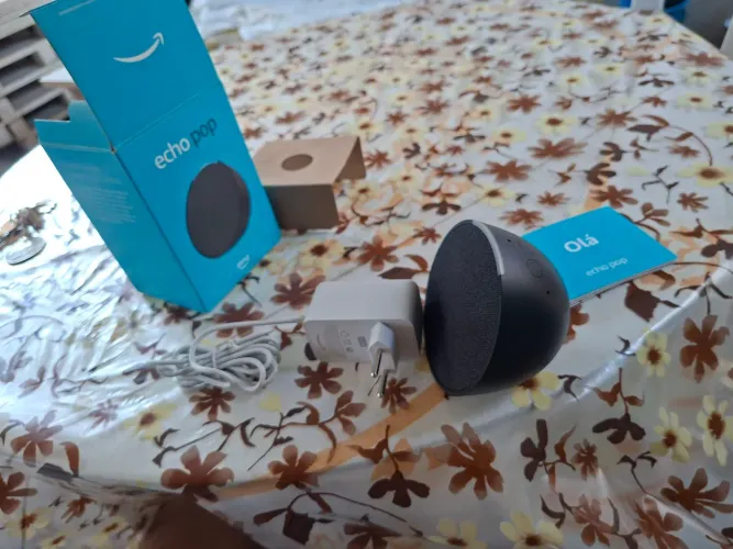 Alexa Echo POP Amazon cor preta