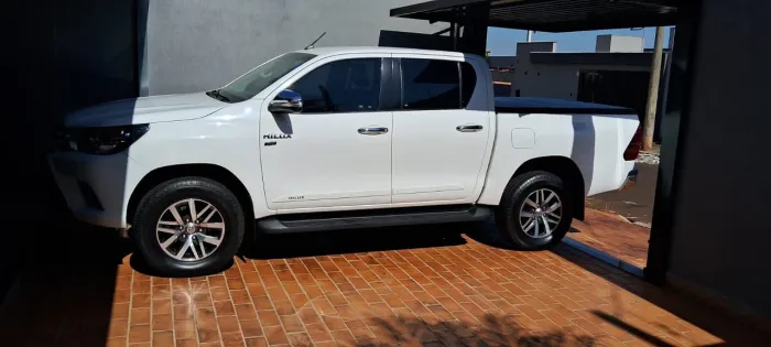 Toyota Hilux CD SRV 4X2 2.7 Flex 16V Aut. 2017