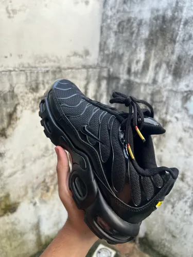 Tênis air Max TN Black