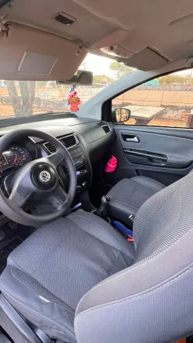 Volkswagen Fox 1.0 MI Total Flex 8V 5P 2011