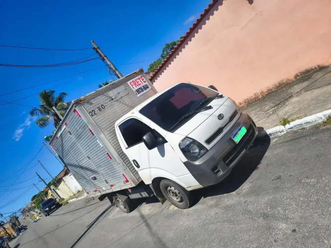 Caminhão baú Kia UK2500 HD SC