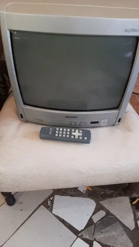 TV 14 polegadas funcionando perfeitamente 