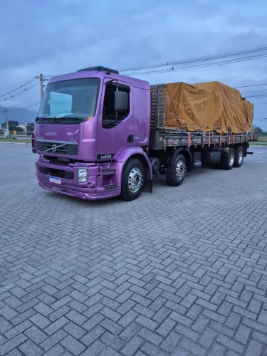 Volvo vm 260 bitruk 2011 top de caminhão primeira mesmo