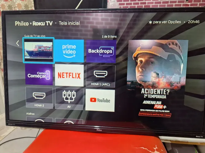 Tv smart philco 32 polegadas Roku tv super rápida na internet muito top 