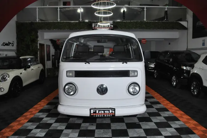 Volkswagen Kombi Standard/ Luxo/ Serie Prata 2002