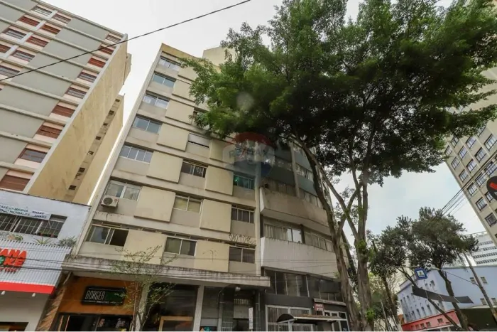 BAIXOU O PREÇO! Kitinete 22m² no Edifício Rais, Higienópolis