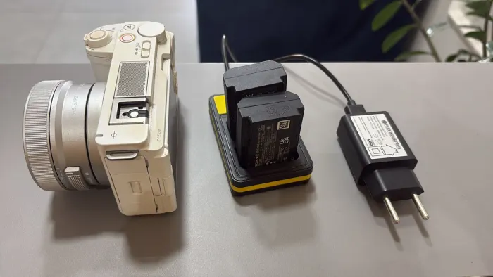 Câmera zve10 mark II com carregador e 2 baterias