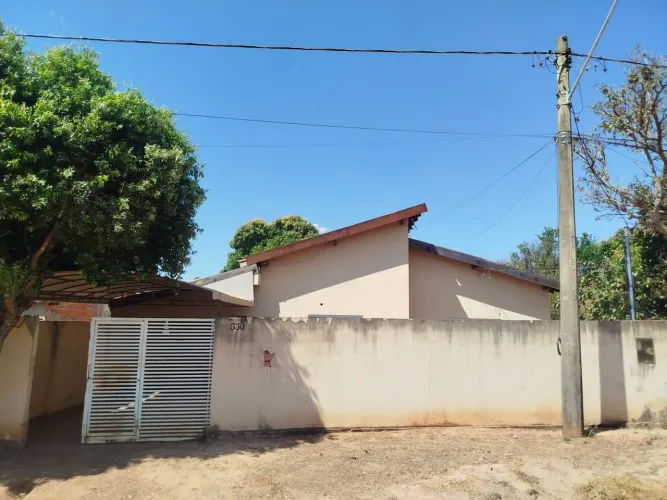 Casa a Venda em Coxim-ms