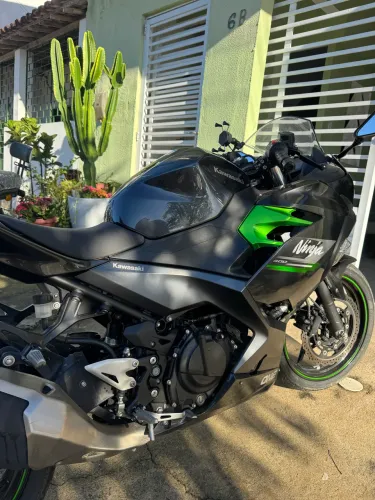 Kawasaki Ninja 400 - pra sair hoje 