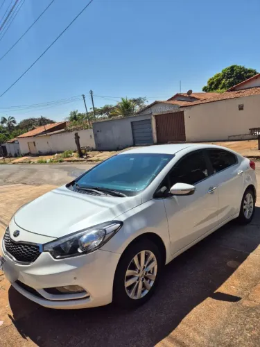 Kia Motors Cerato 1.6 16V Flex Aut. 2016