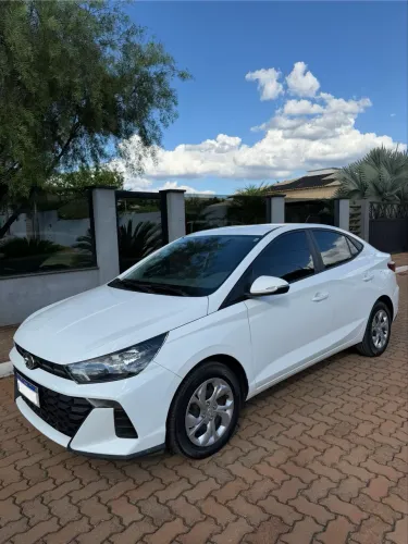 Hyundai HB20S Comfort Plus 1.0 Flex 12V Mec. 2025