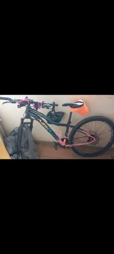 Bicicleta semi nova 18 marchas c/NF