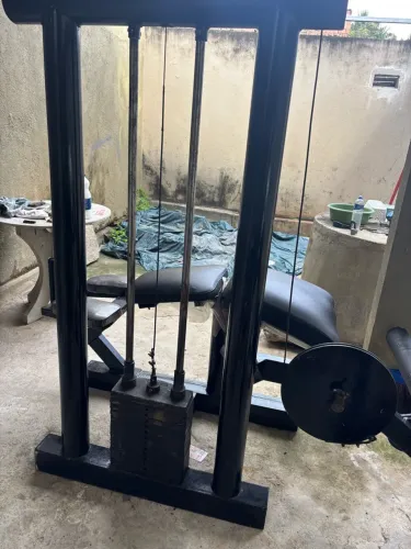Flexora deitada em perfeito estado. profissional.