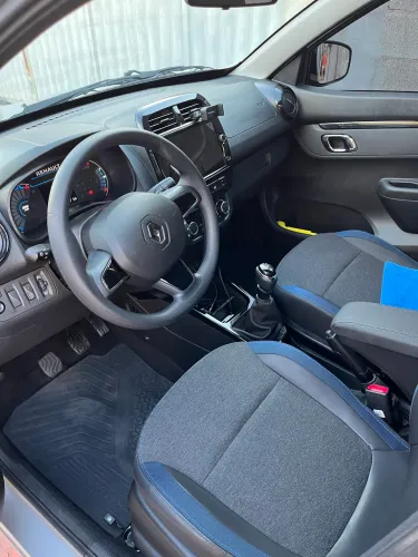 Renault Kwid Intense 1.0 Flex 12V 5P Mec. 2026