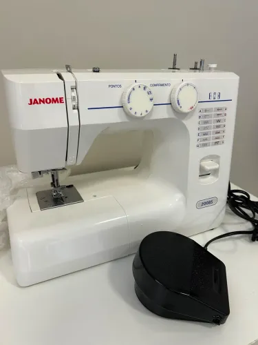 Máquina de costura Janome 2008s
