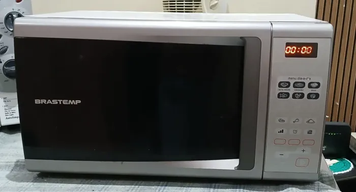 MICRO-ONDAS BRASTEMP 30L