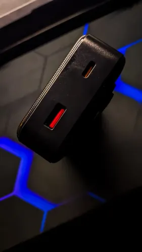 IMPERDÍVEL! POWERBANK COM CARREGAMENTO RÁPIDO, CARREGA ATÉ 4X NO PRECINHO 20.000 mAh