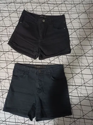 Dois shorts