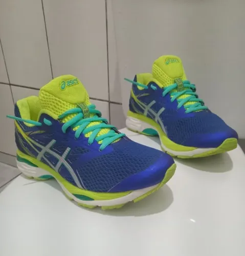 Tenis Asics Cumulus 18 Num 37 Pouco usado/ Perfeito