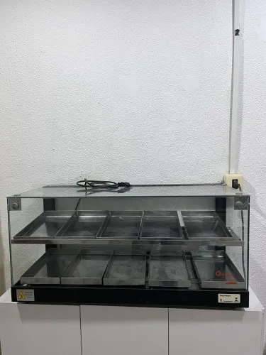 Estufa Ômega, 10 badejas, semi novas. 