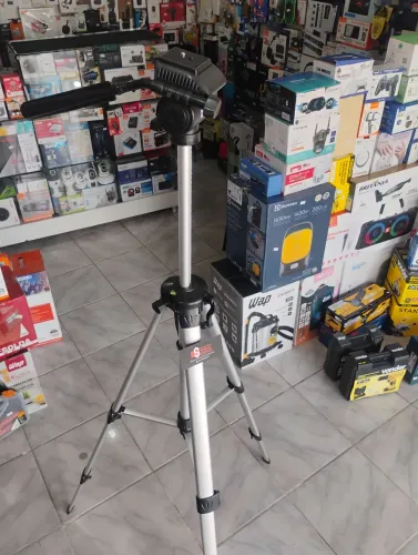 Tripé