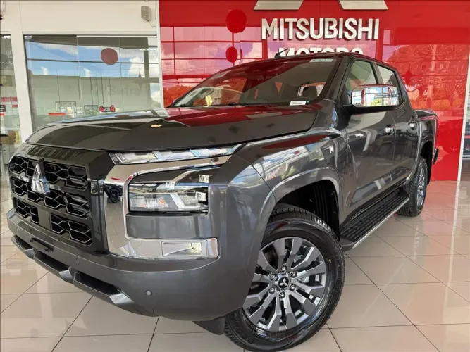 Mitsubishi TRITON HPE-S 2.4 CD 4X4 TB Diesel Aut. 2027