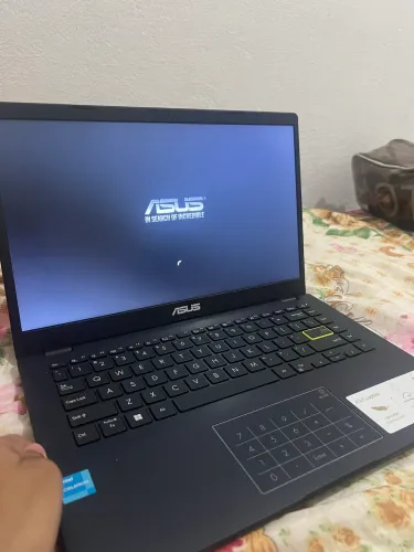Notebook novo apenas 1 mês de uso