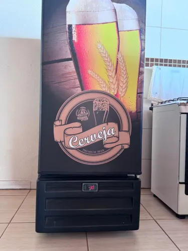 CERVEJEIRA 08 CAIXAS 110V TEMPERATURA REGULÁVEL SEMINOVA
