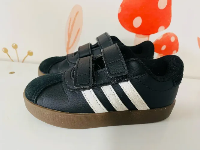 Tênis preto Adidas Infantil VL Court 3.0 CF