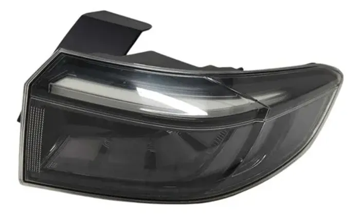 Lanterna Traseira Direita Honda Hr-v Touring 2023  Direito/passageiro Transparente