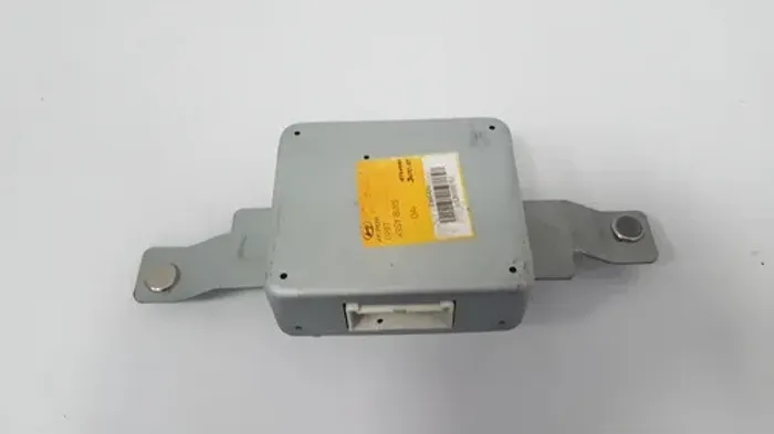 Módulo Sensor Estacionamento Azera 07/08/09/10/11 957003l300 Hy2403