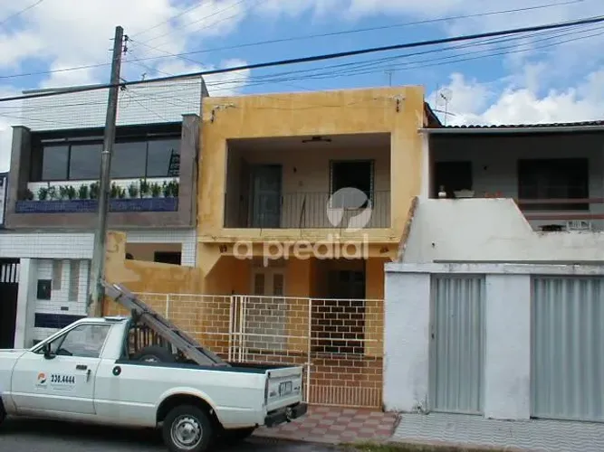 Casa residencial no bairro Benfica, em Fortaleza-ce!
