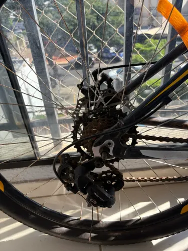 Bicicleta Caloi volcano aro 29